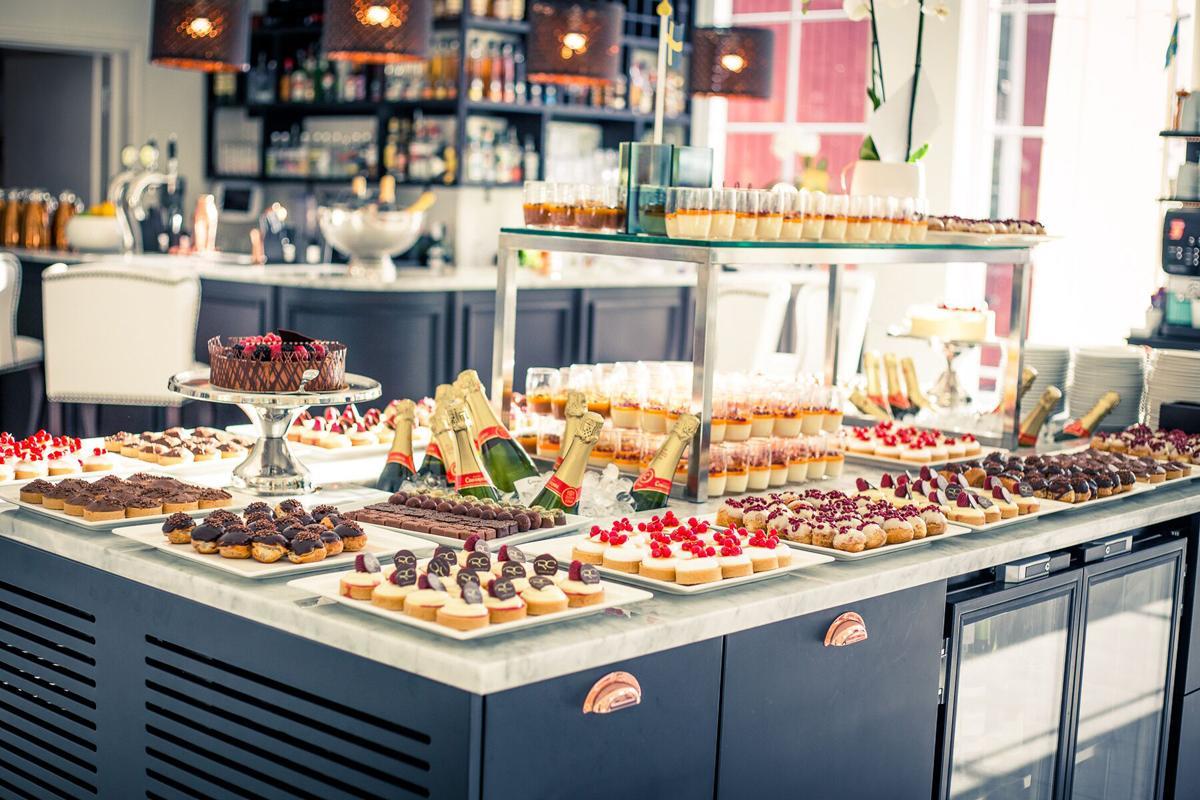 Brook Hotels Arlanda Rosersberg エクステリア 写真
