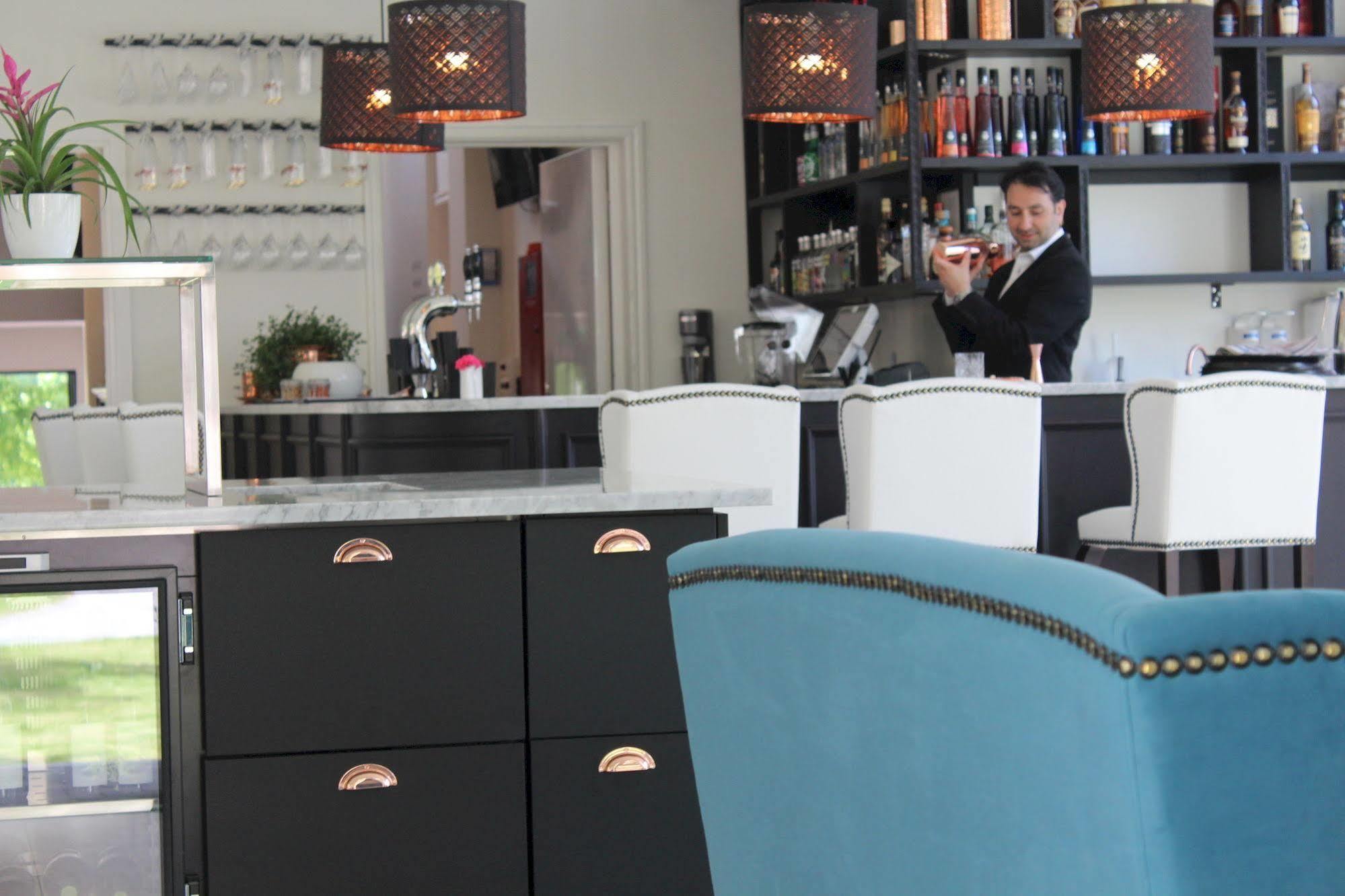 Brook Hotels Arlanda Rosersberg エクステリア 写真
