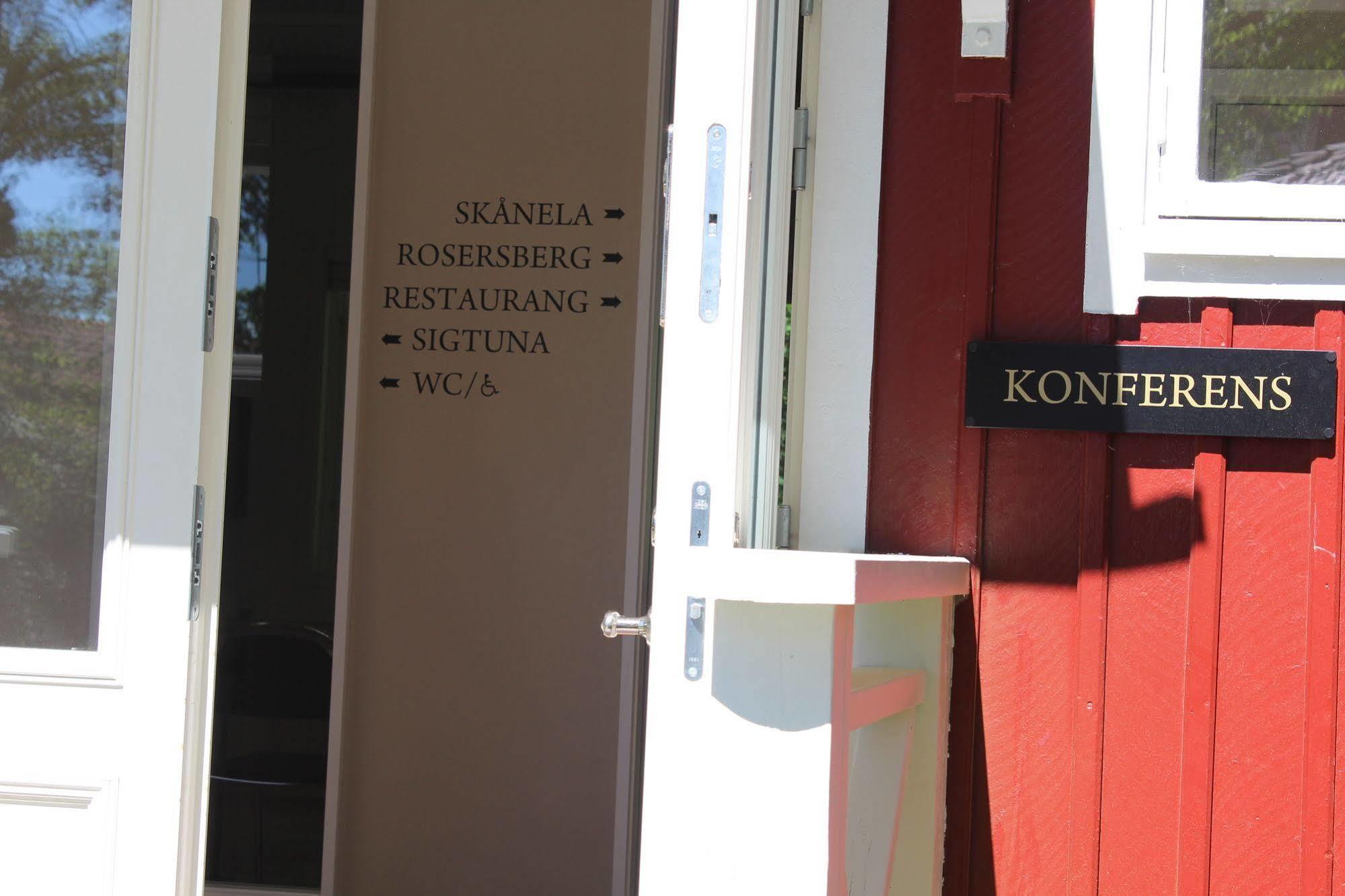 Brook Hotels Arlanda Rosersberg エクステリア 写真